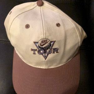 Nike vintage golf tour hat